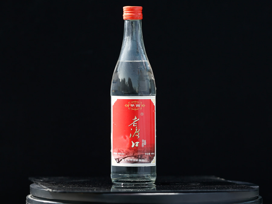 老渡口白酒簡(jiǎn)裝